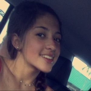 Meet your Posher, Julia